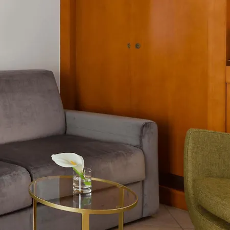 Ξενοδοχείο Neho Croisette