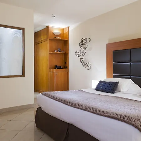 Neho Croisette Ξενοδοχείο 4*