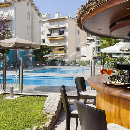 Neho Croisette Ξενοδοχείο