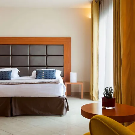 Neho Croisette Hotel 4*