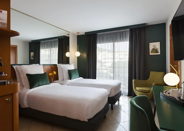 Neho Croisette 4* Cannes