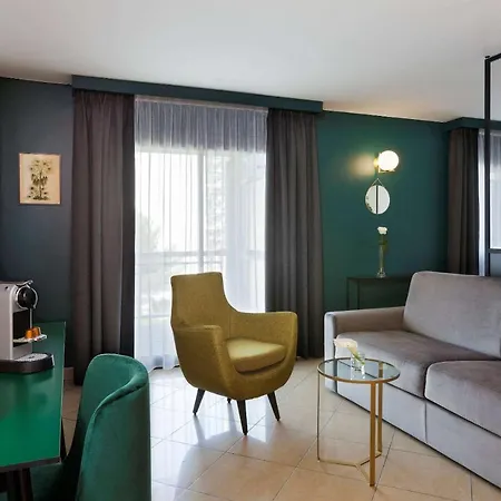 Neho Croisette Cannes